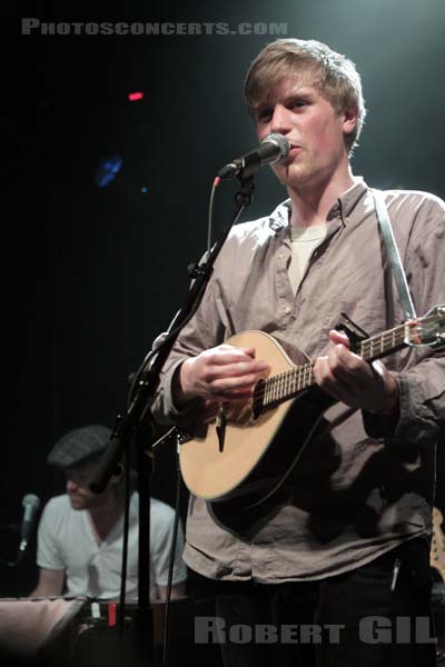 JOHNNY FLYNN - 2010-04-21 - PARIS - La Fleche d'Or - 